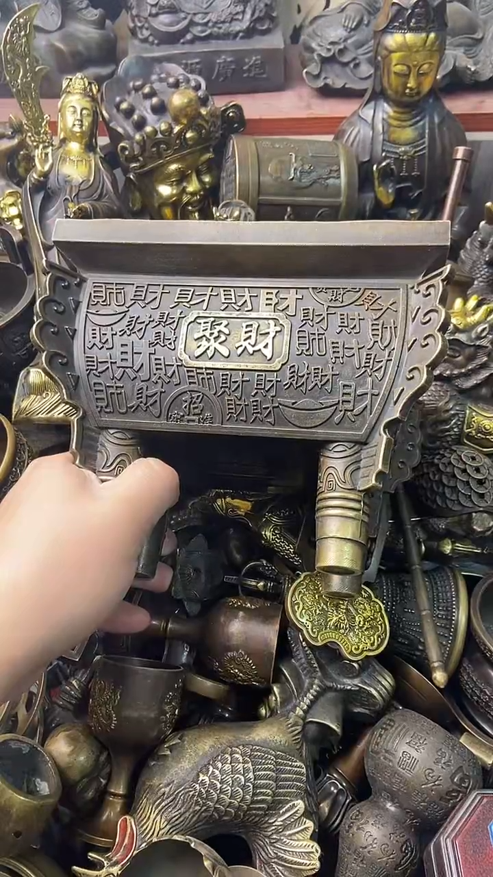 精美铜器，点击下单