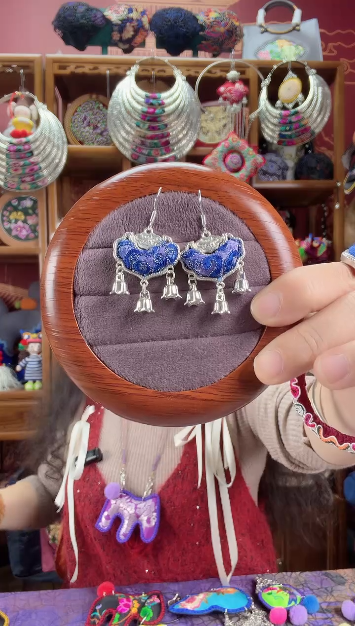 刺绣耳环123甜甜家