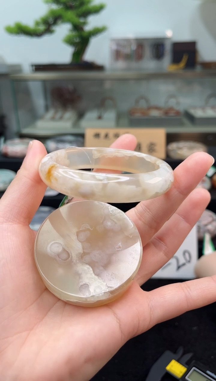 未镶嵌手镯石英质玉57圈口（赠品镯心）3593251