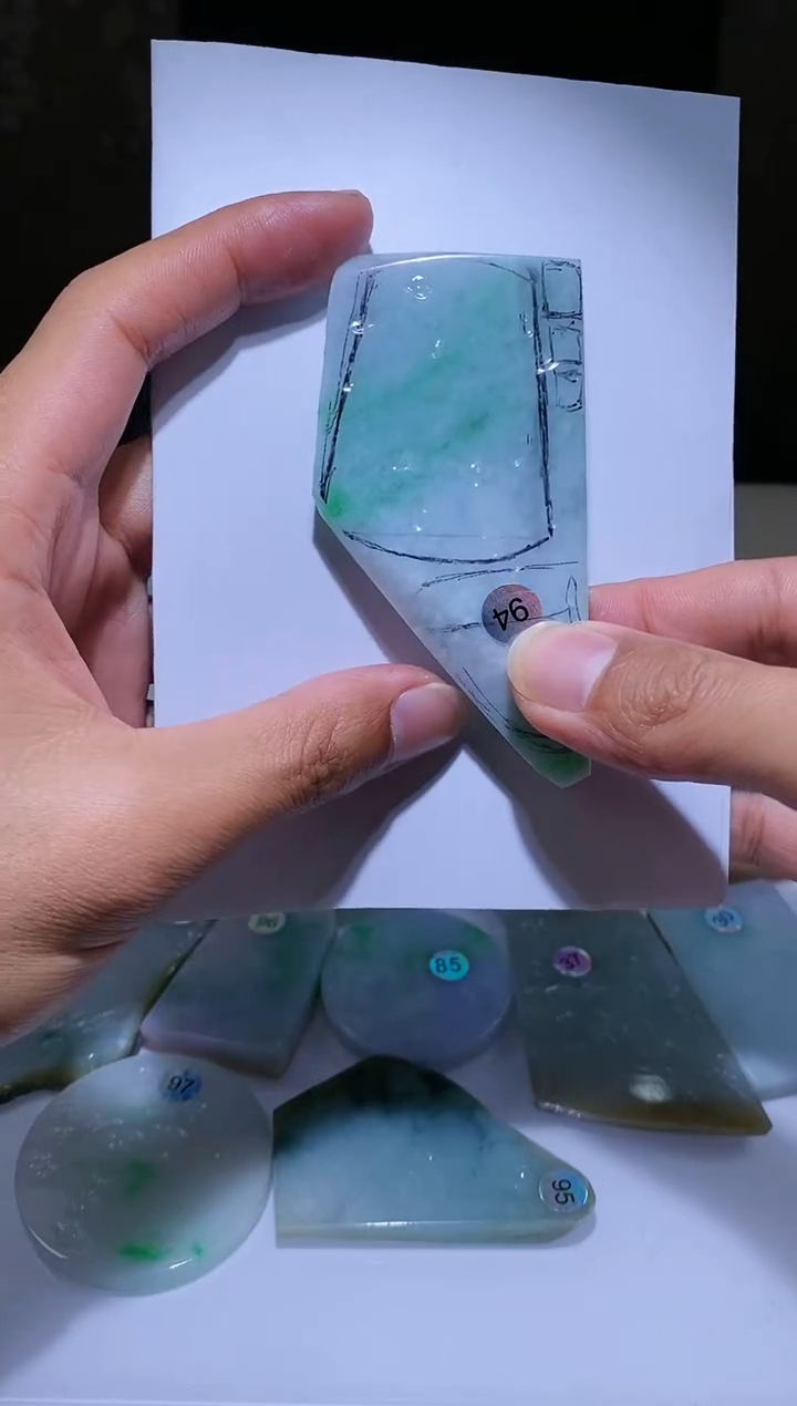 未镶嵌定制翡翠翡翠102002