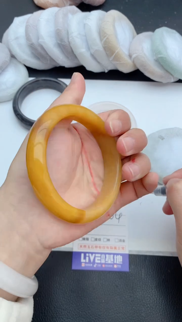 【闪购商品】石英质玉未镶嵌手镯209+53/54