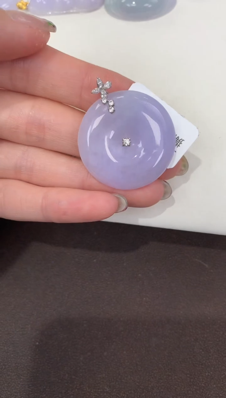 颈饰18K金镶嵌翡翠天然缅甸A货翡翠