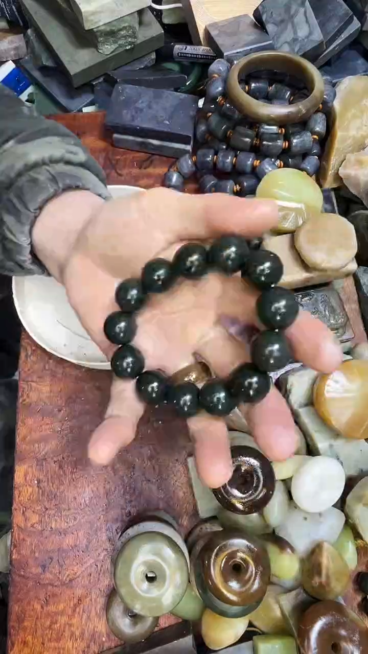 未镶嵌和田玉珠宝半成品18且末蓝