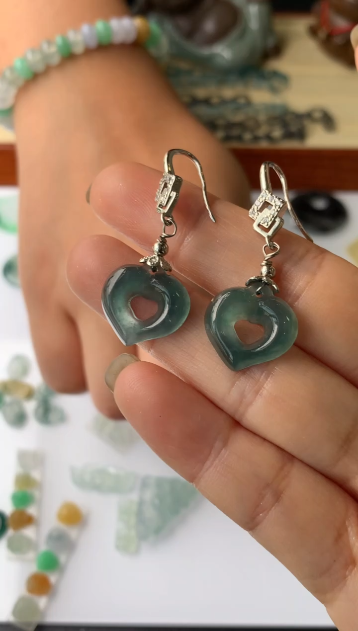 【闪购商品】翡翠颈饰14K金镶嵌高危爱心-108+10