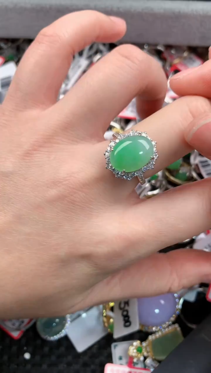 银S925镶嵌戒指翡翠777      10