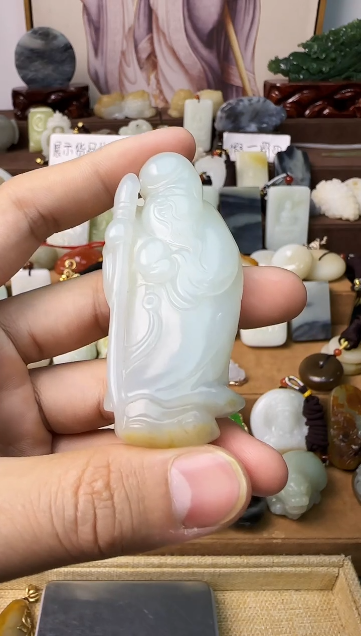 【闪购商品】和田玉颈饰未镶嵌把件