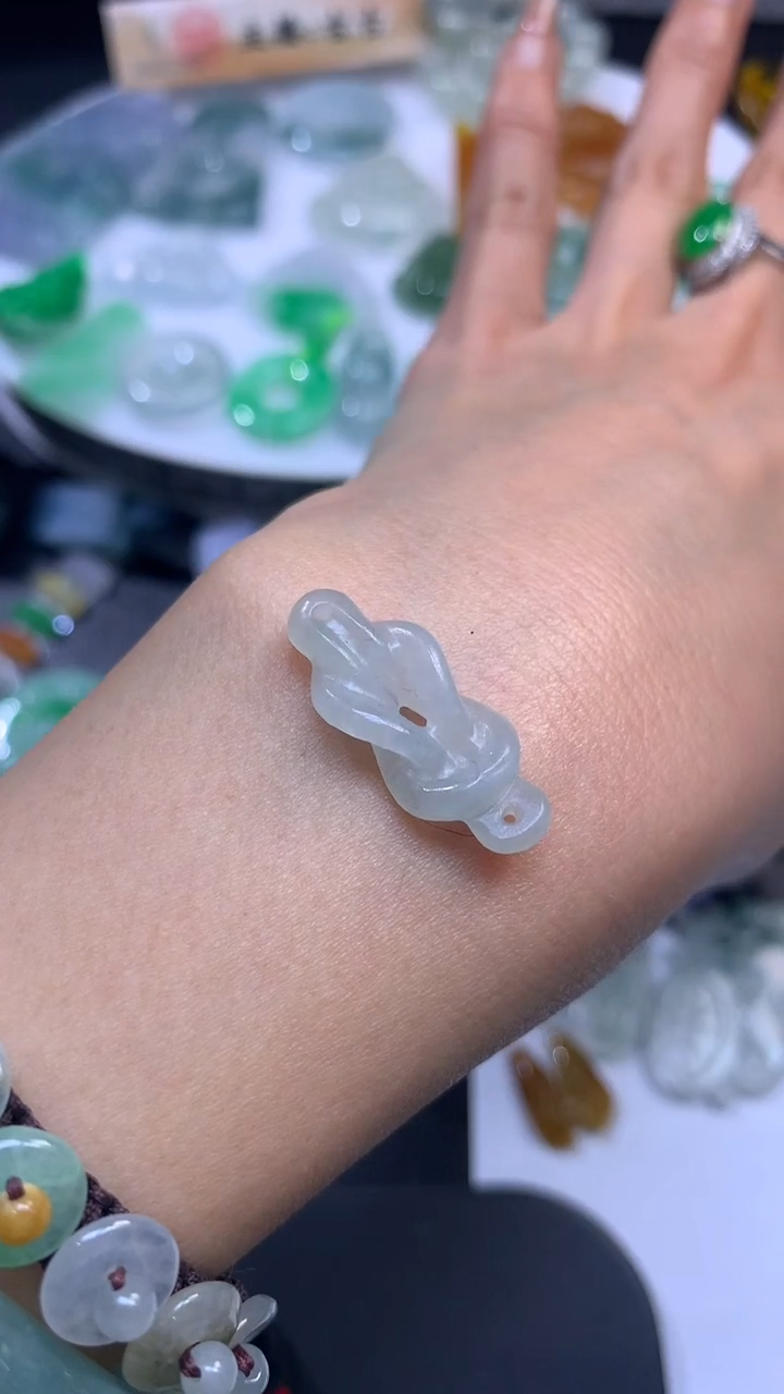 【闪购商品】定制翡翠未镶嵌翡翠