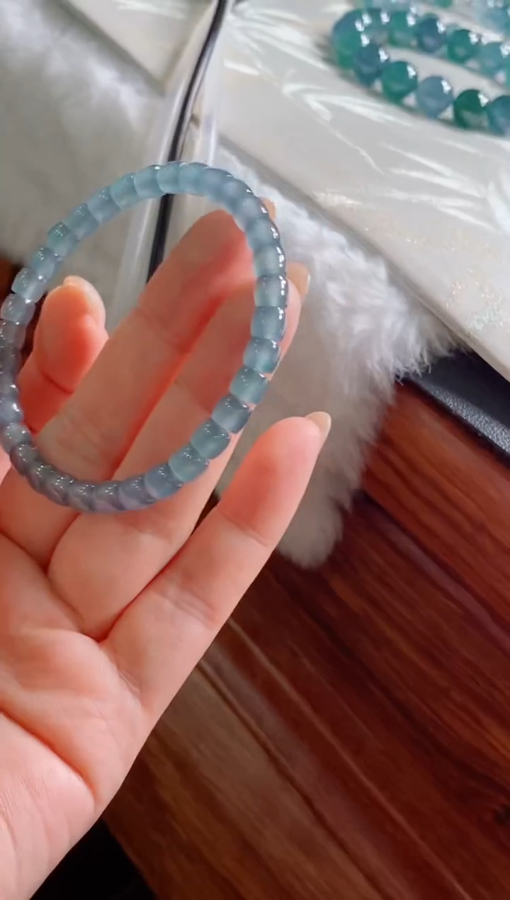 颈饰未镶嵌翡翠0030940542（卡6老型直切）