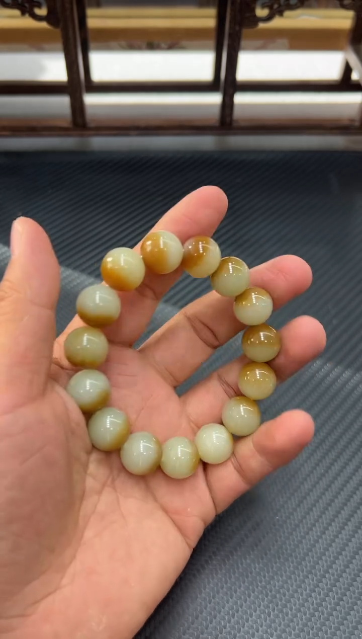 未镶嵌手串和田玉若羌微色差卡14PQ