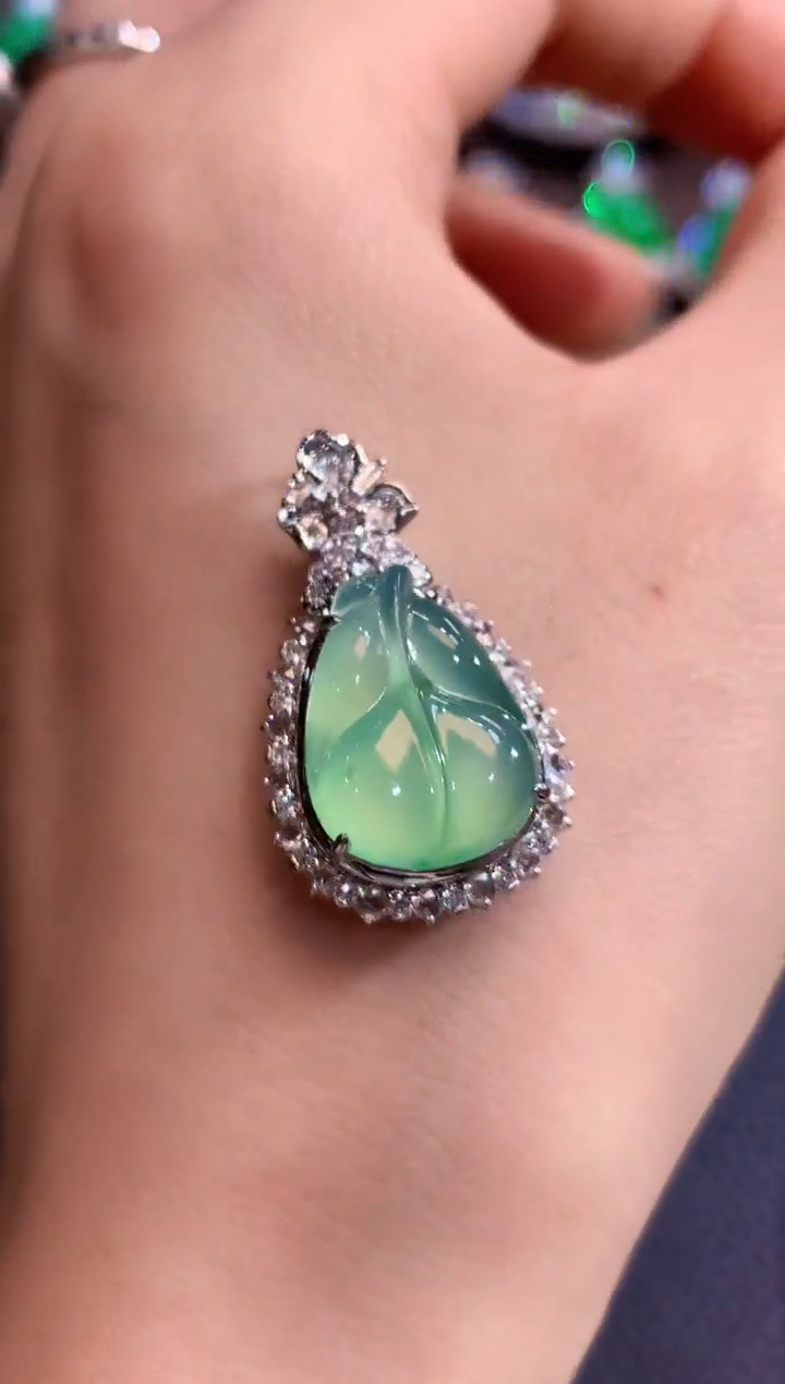 吊坠(不含链)18K金镶嵌翡翠a99