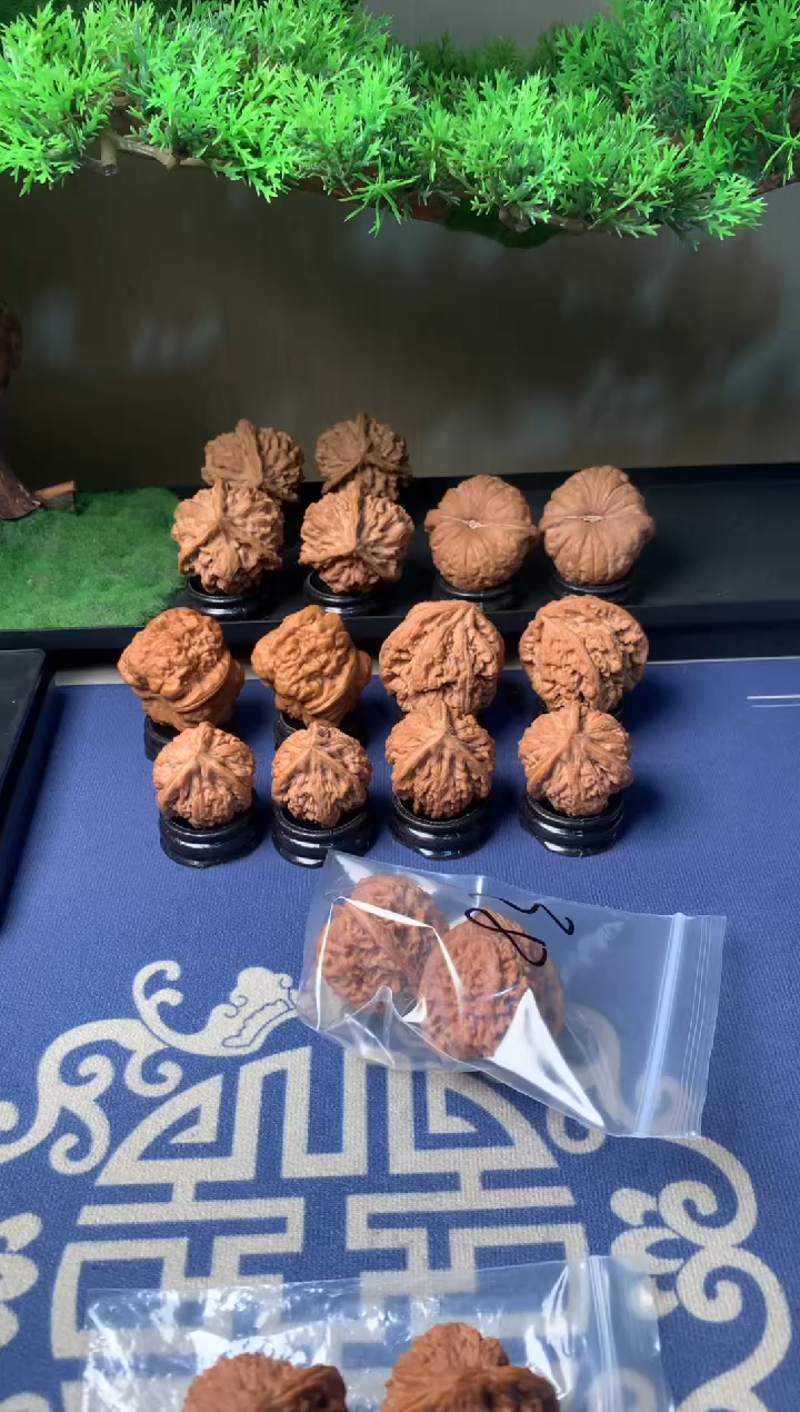 【闪购商品】文玩核桃吊坠39满天星