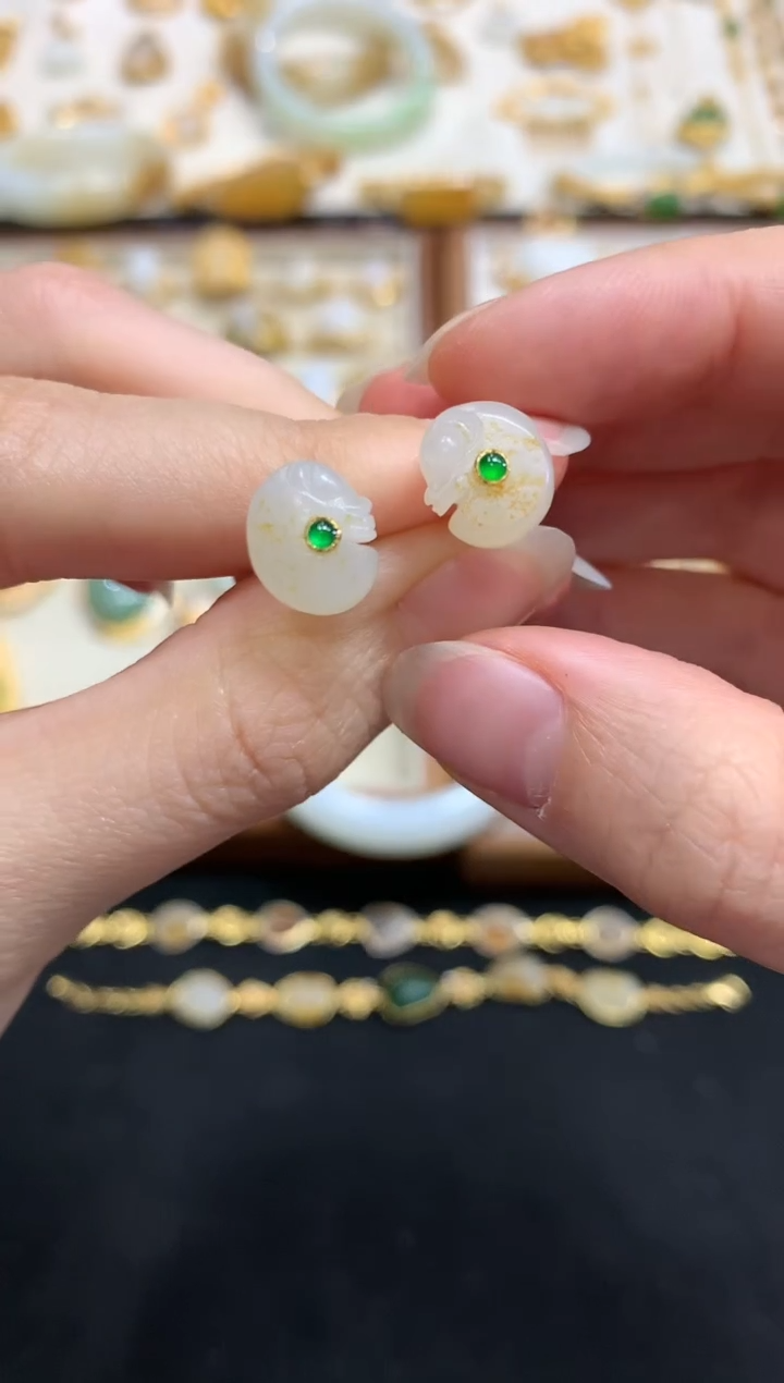 【闪购商品】和田玉耳饰18K金镶嵌W728|3500