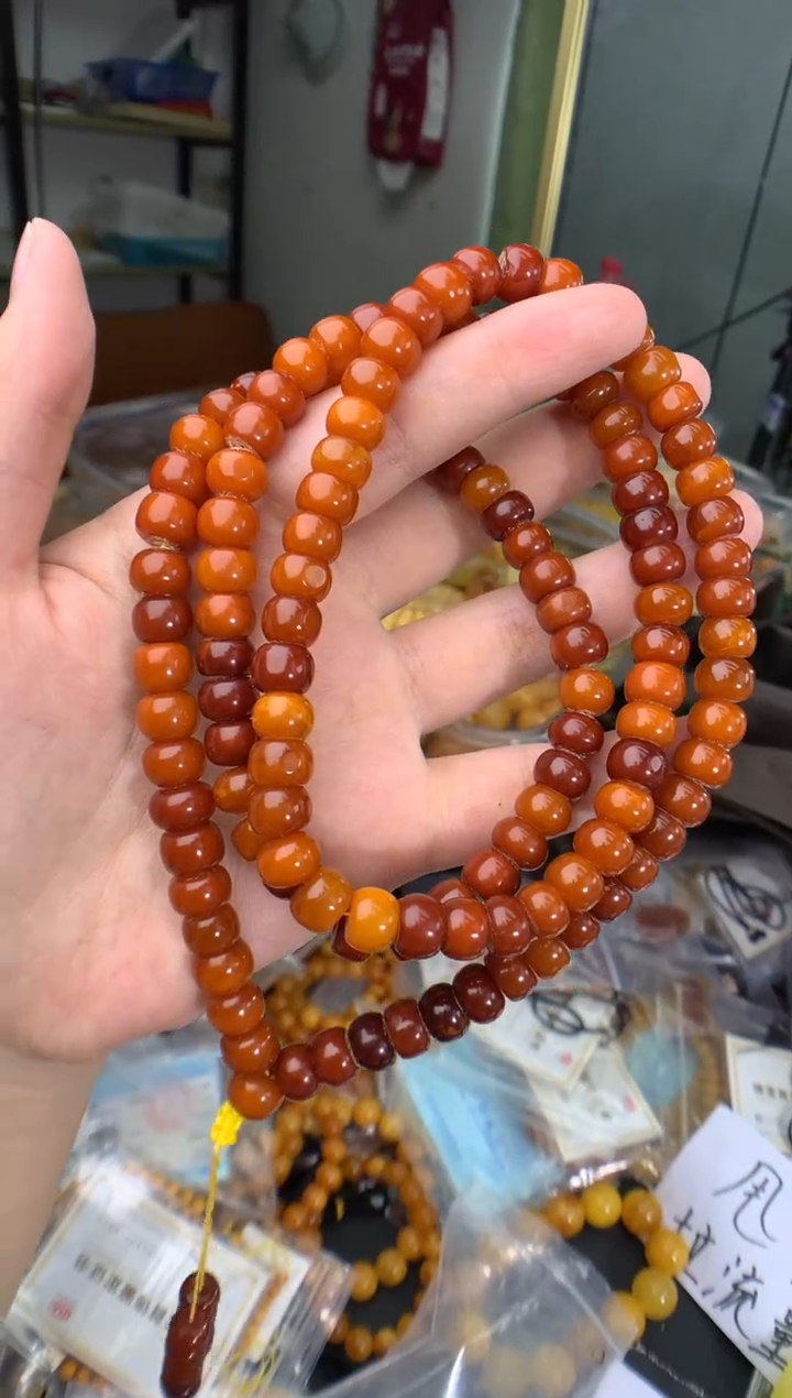 蜜蜡未镶嵌珠宝奇石1