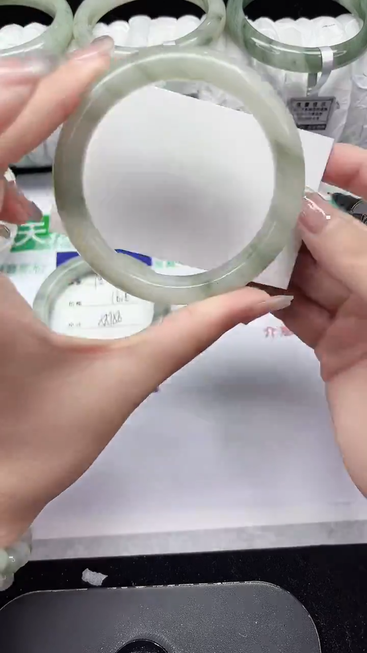 未镶嵌手镯石英质玉183-58/59