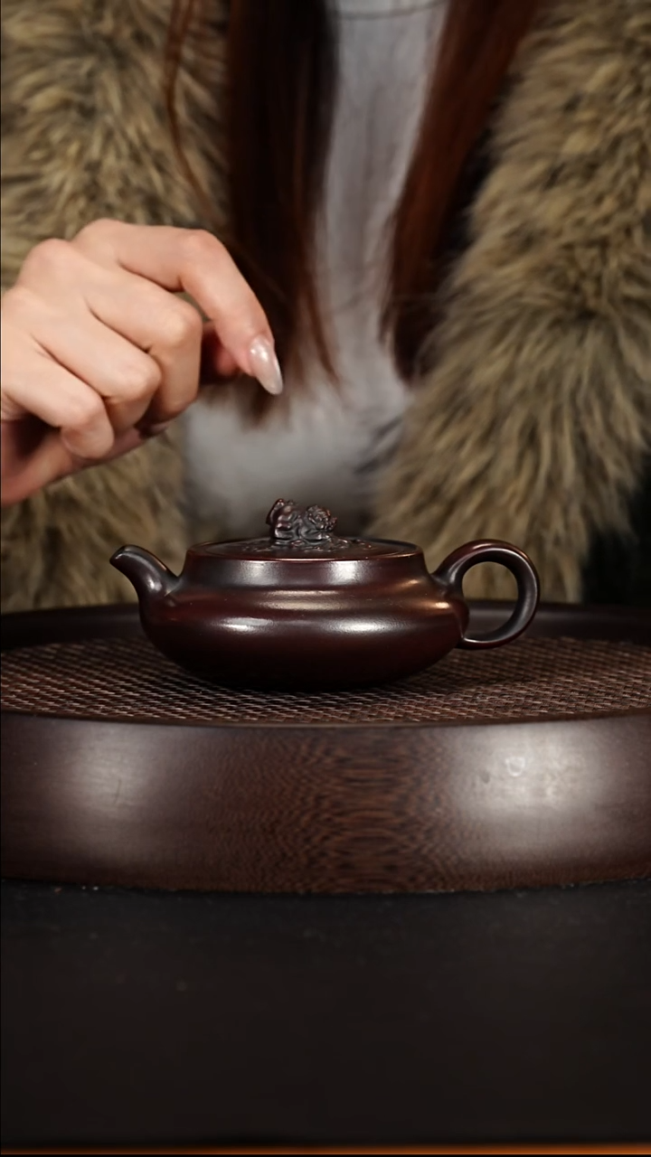 茶壶紫砂宜兴紫砂壶铁血红砂柴烧桑盘220cc