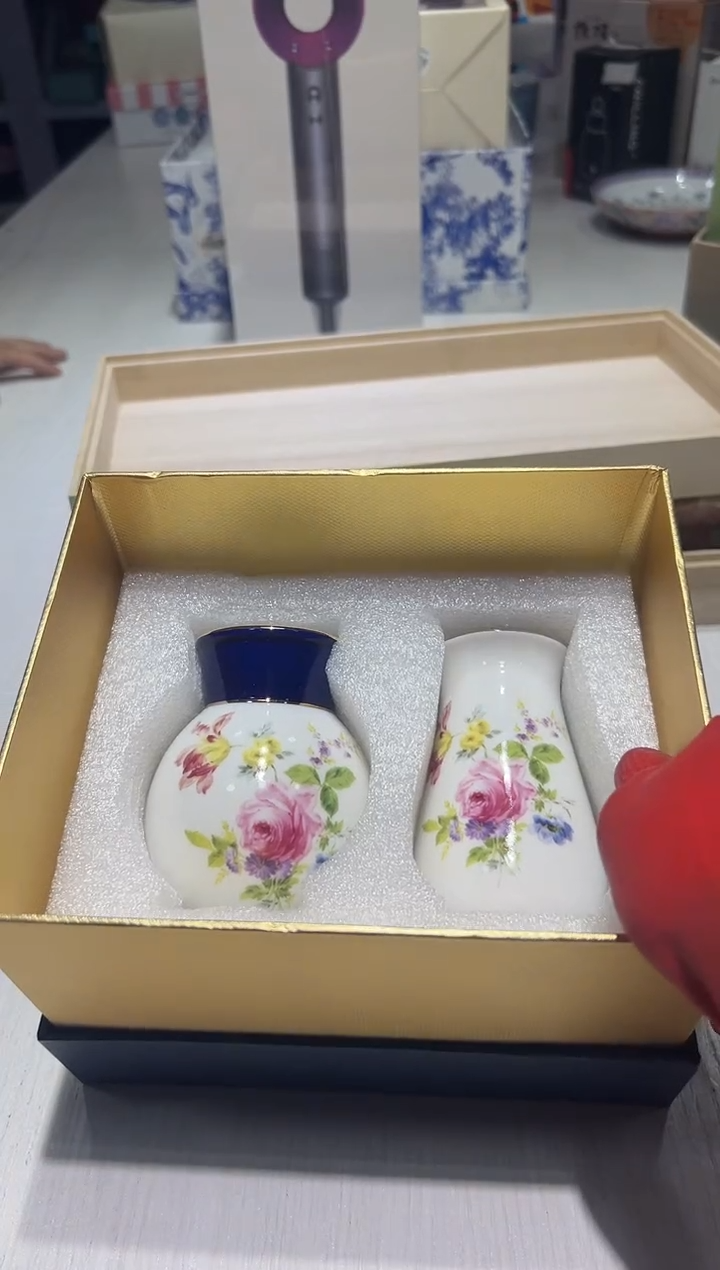 瓷片五折小店全场放漏@@1