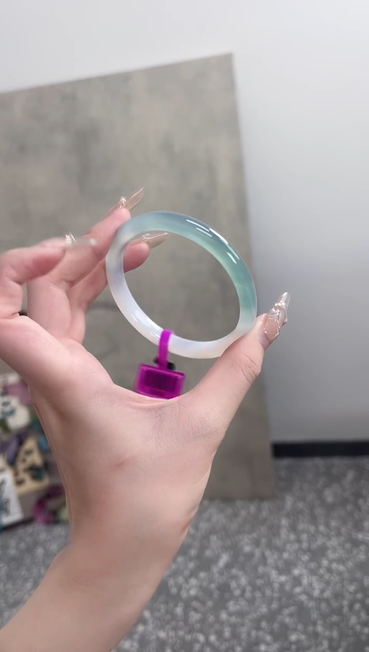 【闪购商品】玛瑙/玉髓手镯未镶嵌58-59圈 需要包容