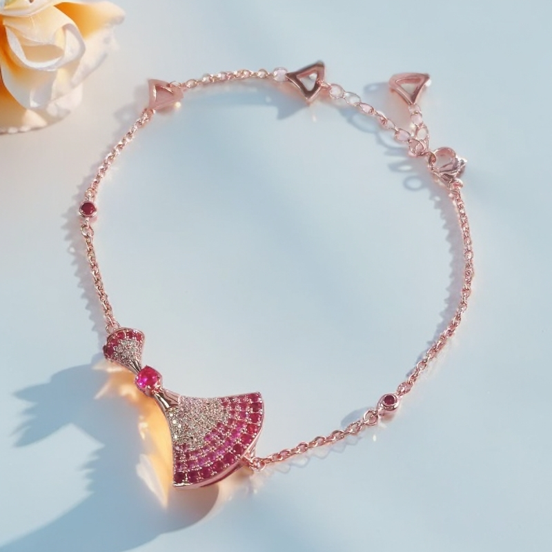  5579手链--轻奢时尚设计首饰送礼盒