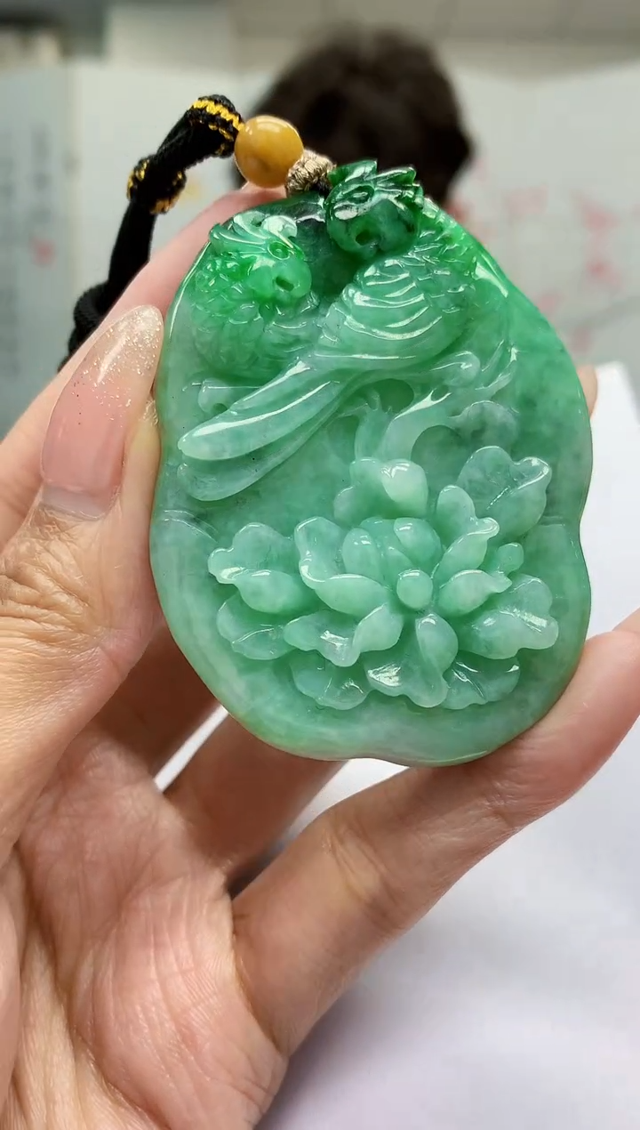 【闪购商品】定制翡翠未镶嵌4688MM-毛货挂件191
