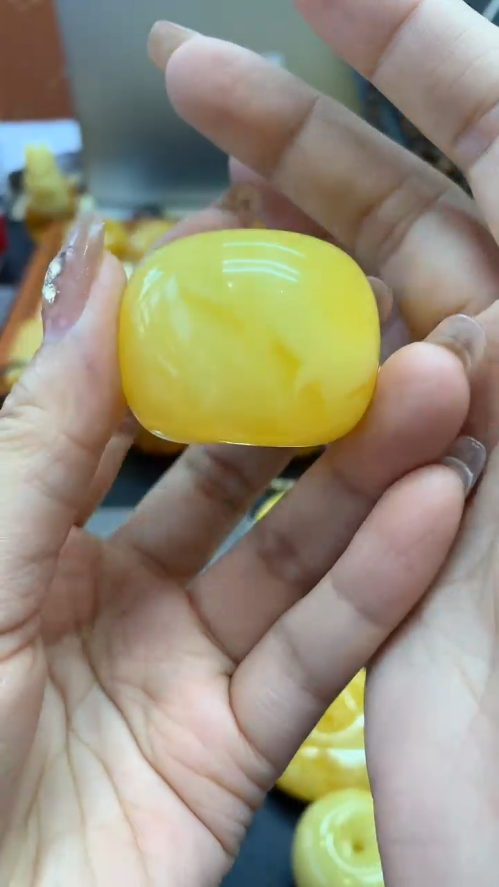 【闪购商品】未镶嵌琥珀珠宝奇石543