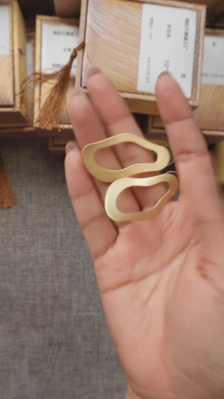 【闪购商品】文玩核桃吊坠66-6发一对