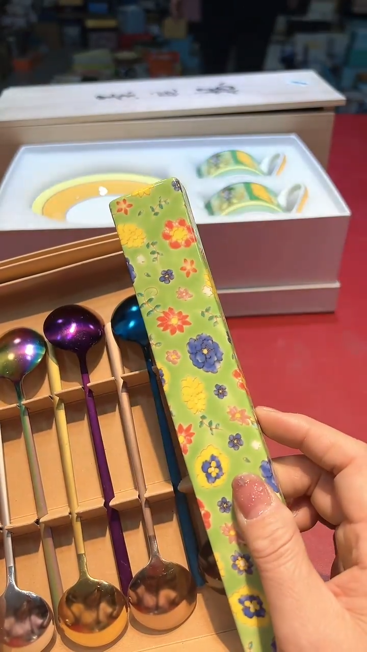 【闪购商品】瓷片锅碗瓢盆一件不剩