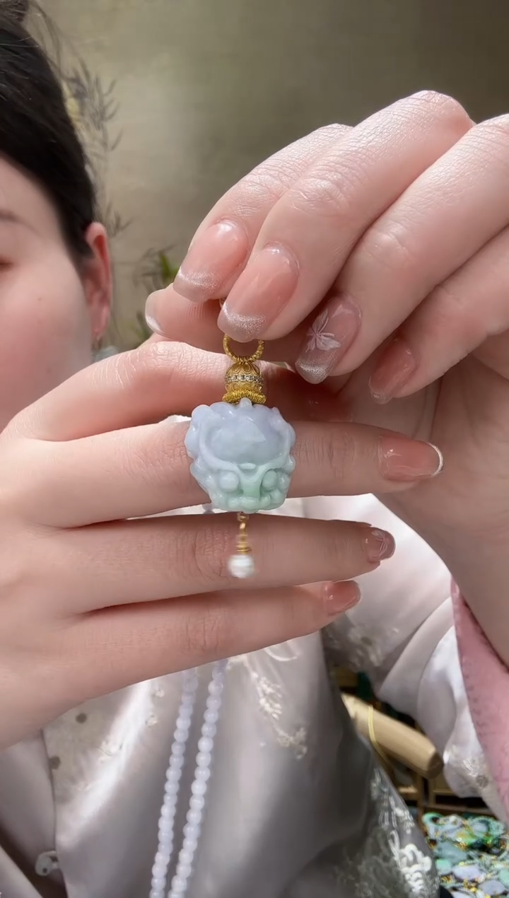 【闪购商品】翡翠颈饰未镶嵌吊坠