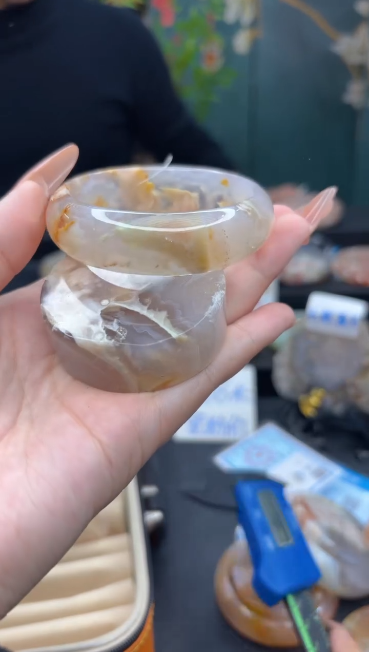 【闪购商品】石英质玉手镯未镶嵌1（54圈赠送镯心）