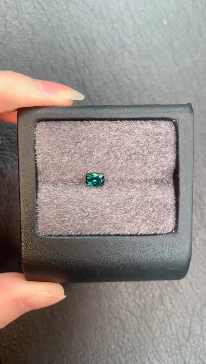 【闪购商品】碧玺裸石未镶嵌    0.645ct