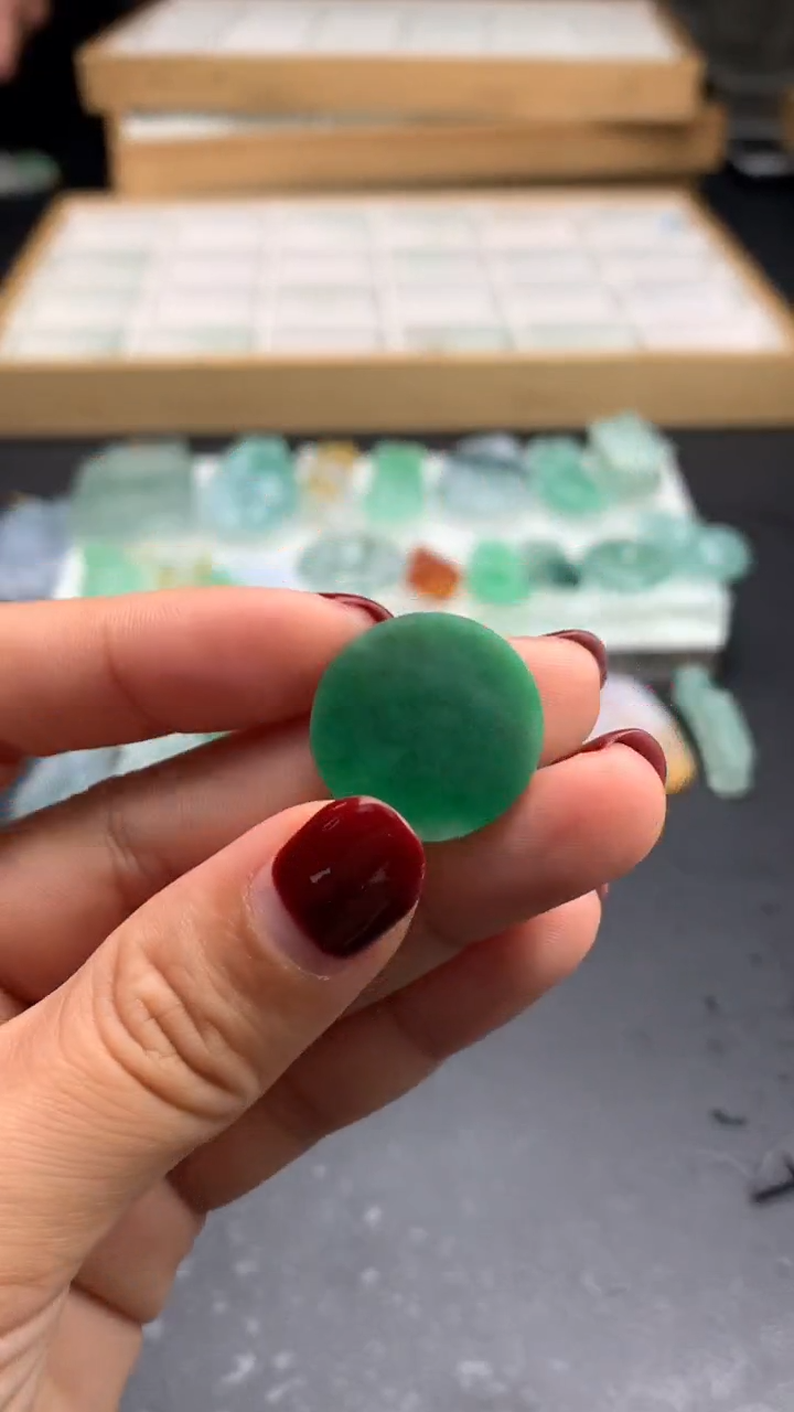 【闪购商品】定制翡翠未镶嵌翡翠