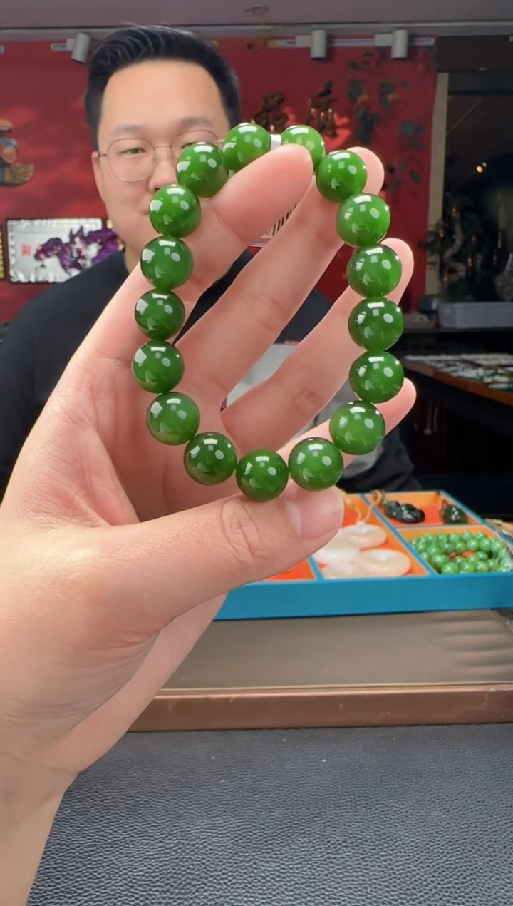 【闪购商品】和田玉手串未镶嵌碧玉单圈手串