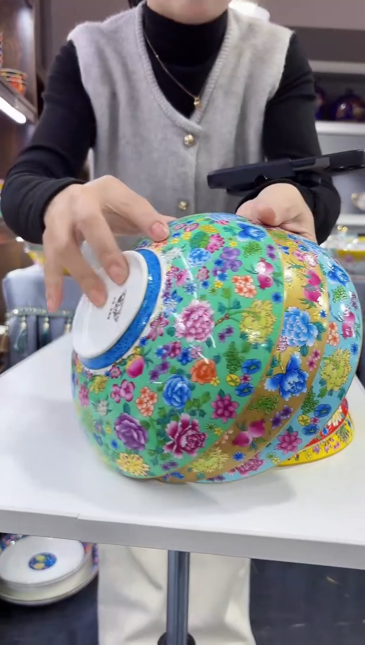 珐琅8.5英寸元宝盘3个景德镇混色 