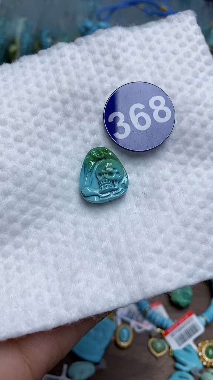 【闪购商品】绿松石雕刻件未镶嵌368