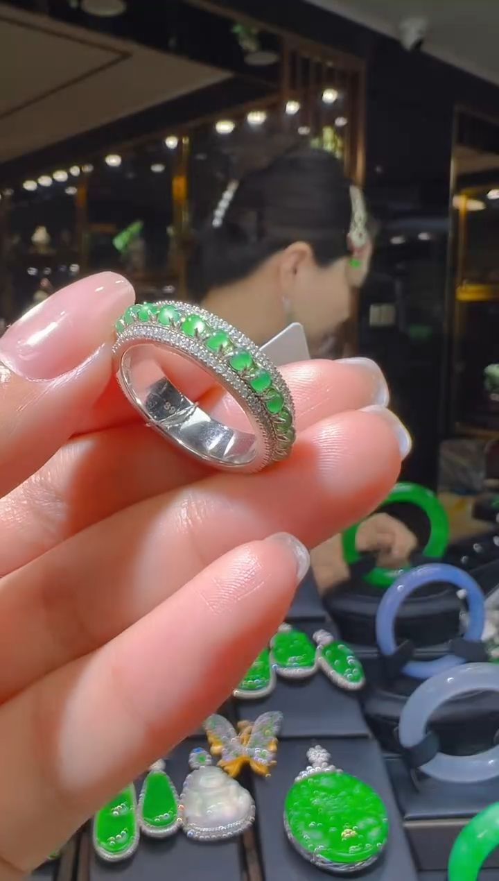 【闪购商品】翡翠银S925镶嵌戒指013  (多样性发货)