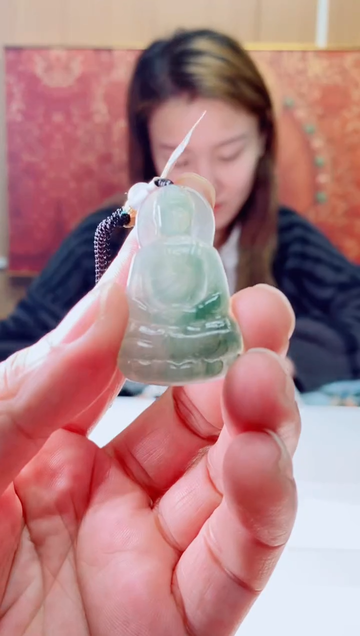 【闪购商品】翡翠颈饰未镶嵌11111111