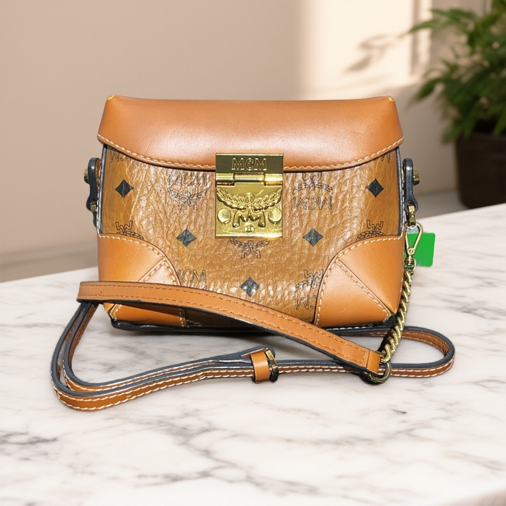 95新 MCM  干邑色盒子包 1749 2285 