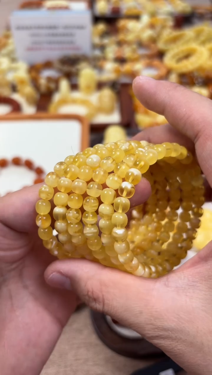 【闪购商品】蜜蜡裸石未镶嵌多样性发一件手串