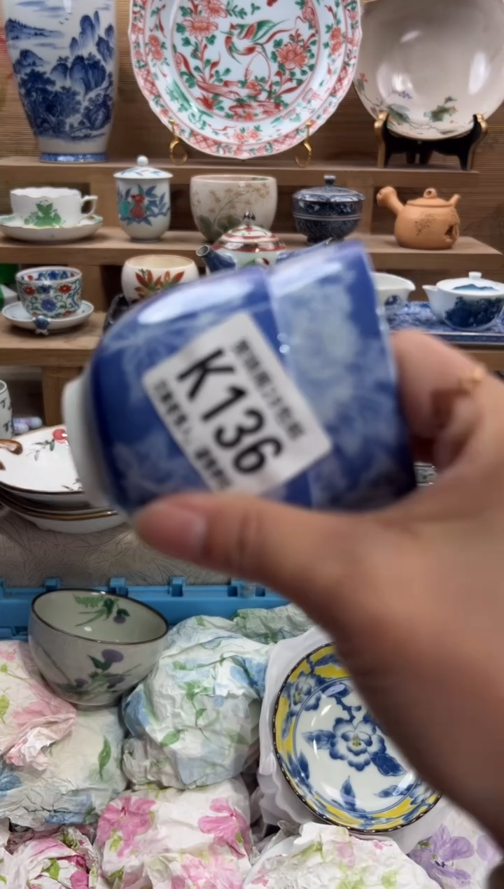 瓷片日**可      K136