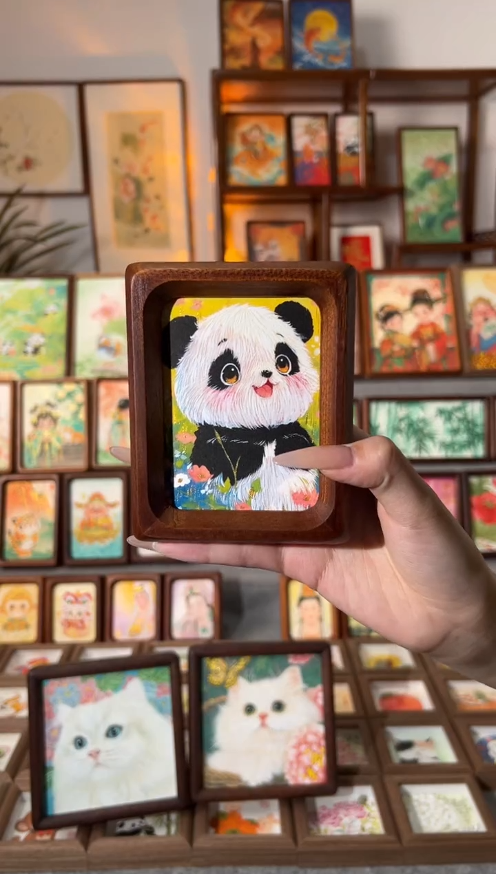 【闪购商品】国画小熊猫 手绘国画3寸