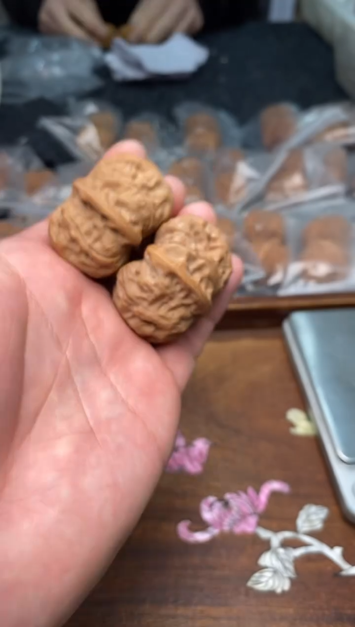 【闪购商品】文玩核桃把件G123号41尺门头沟