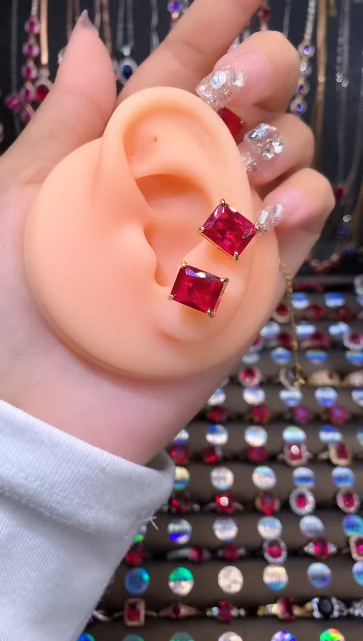 耳饰银S925镶嵌红宝石810金色