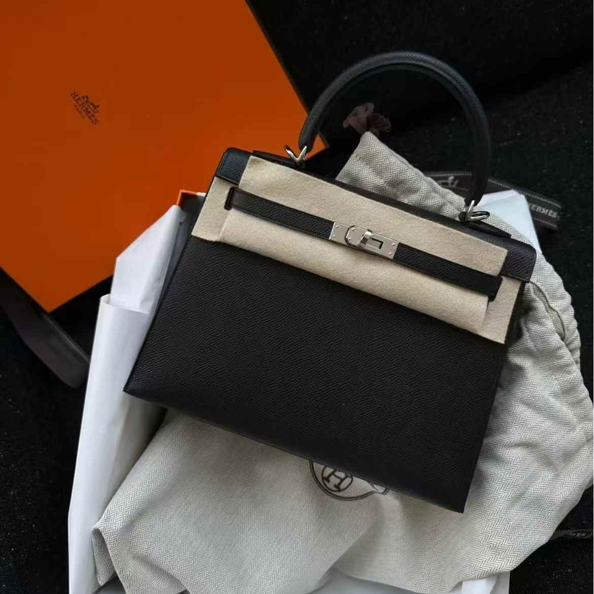 全新未使用 Hermes/爱马仕 蔚蓝/黑银 Kelly 25 银扣  