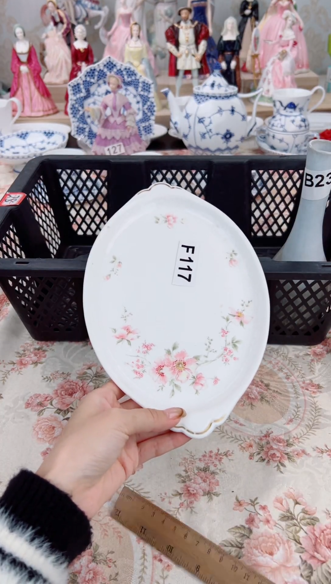 摆件中古默认微瑕，新号开播，全场20包邮F117  磨痕严重