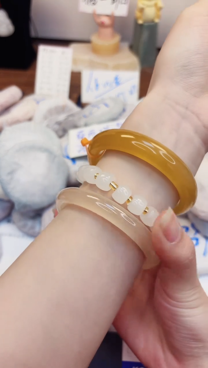 【闪购商品】石英质玉手镯未镶嵌311-财气镯-圈口59