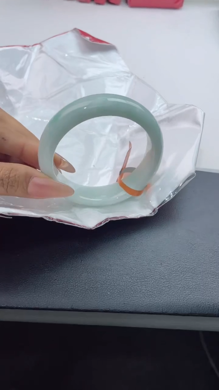 【闪购商品】翡翠手镯未镶嵌12翡翠手镯