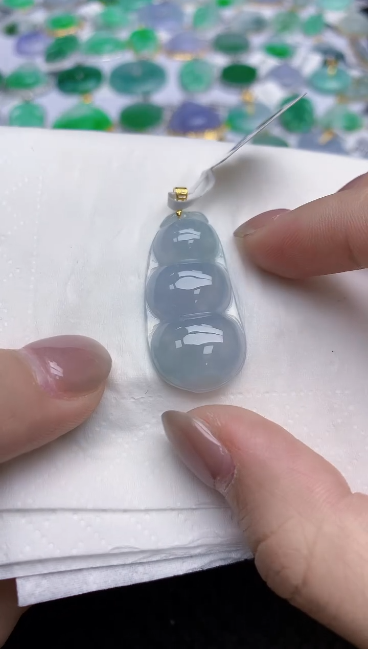 【闪购商品】翡翠颈饰未镶嵌天然翡翠A货