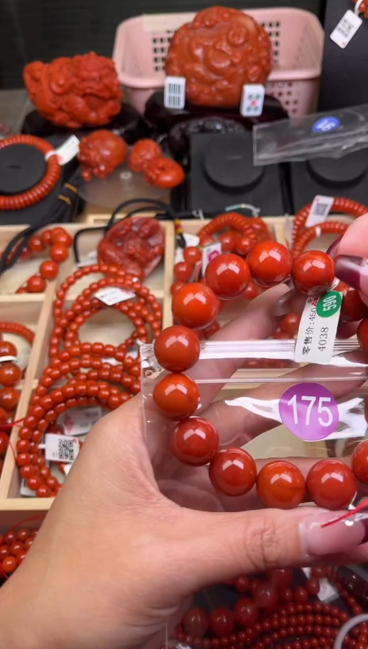 【闪购商品】南红玛瑙珠宝奇石未镶嵌175-15