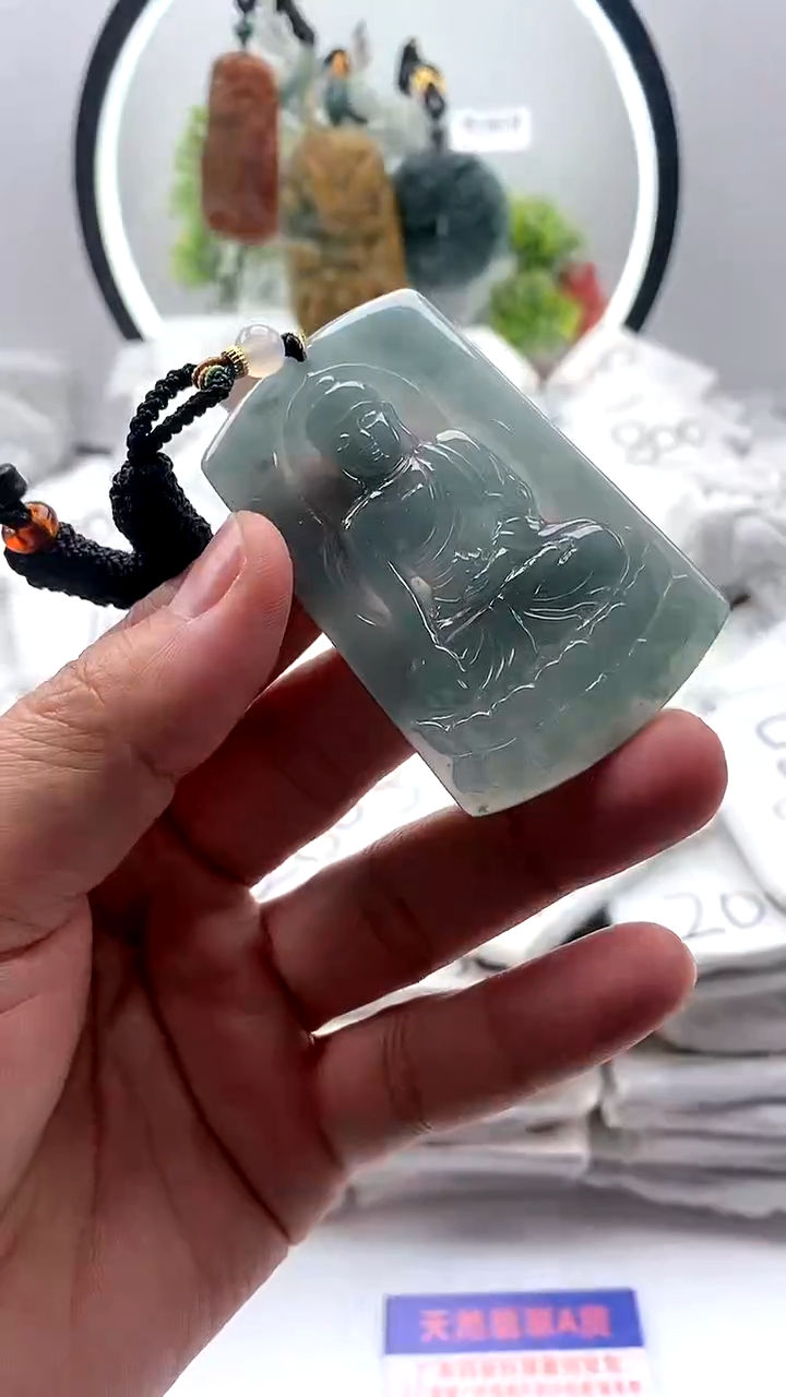 【闪购商品】翡翠颈饰未镶嵌阿弥陀佛