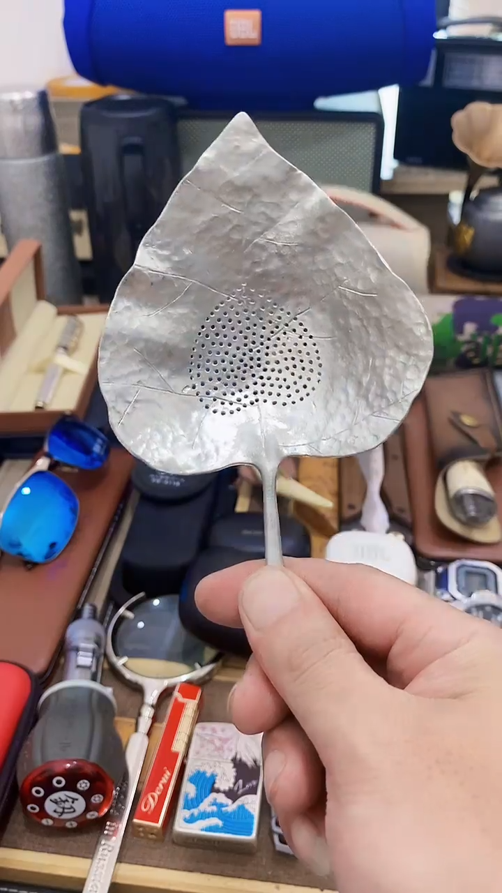 瓷片闪购商品 如图所示