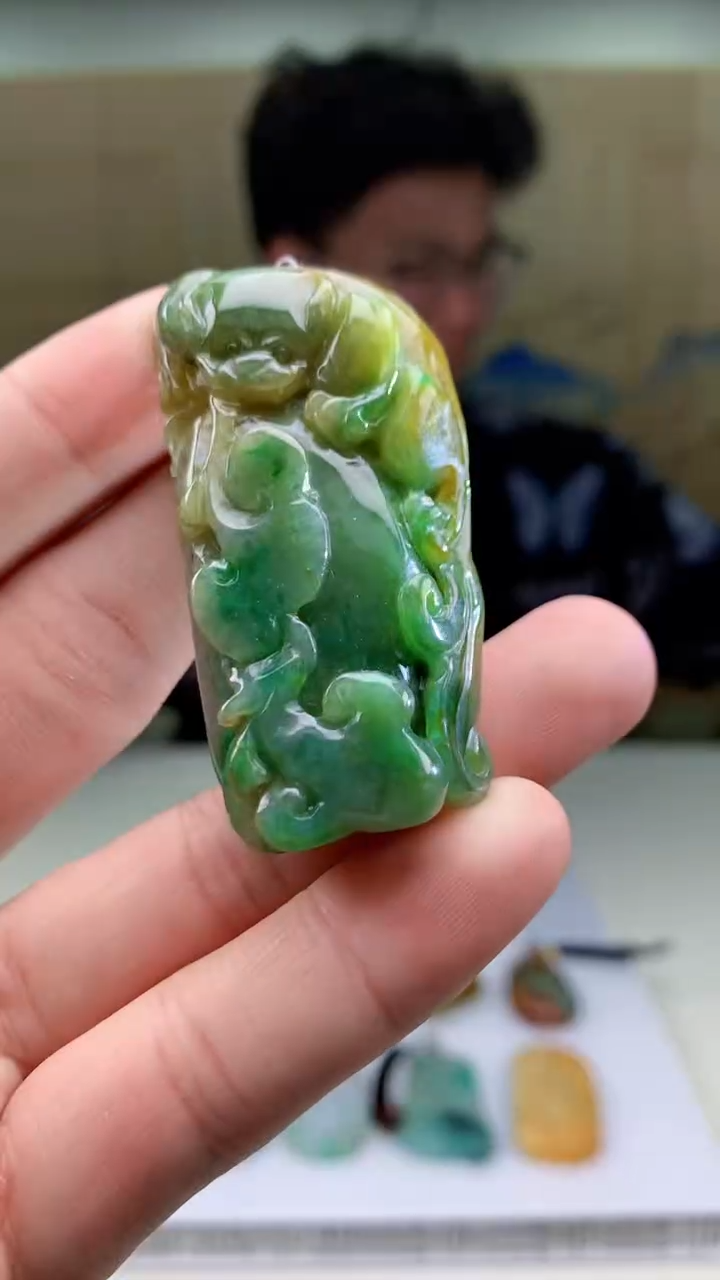 【闪购商品】定制翡翠未镶嵌4688bb-毛货挂件8